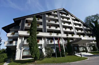 hotel-thumb