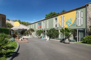 hotel-thumb