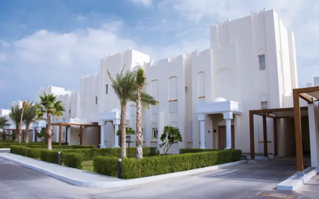 Sealine Beach Murwab Resort